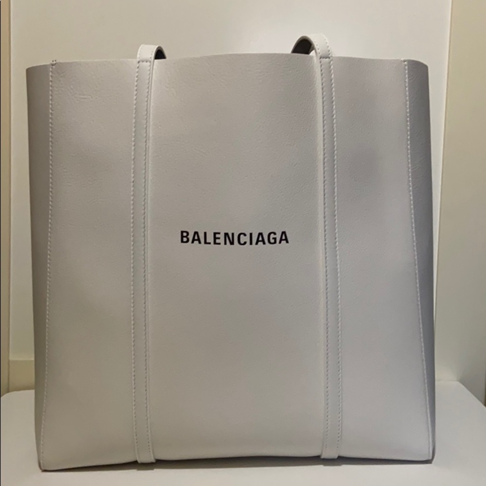Balenciaga everyday tote